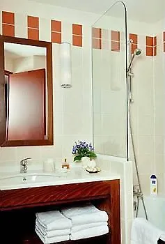 Pierre & Le Belmont Апарт-отель 4*